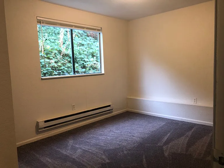 1221 Franklin St — Photo 6