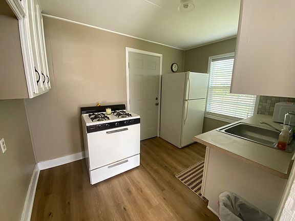 3rd image of 816 E 12th Ave #1/2
