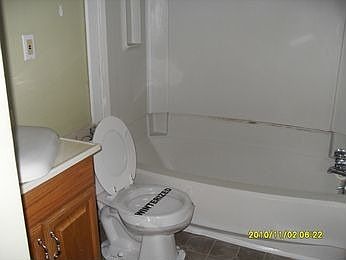 2nd image of 639 Louisa St