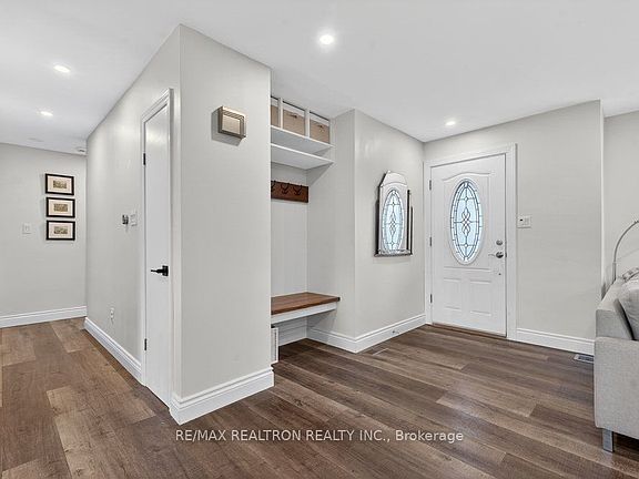4th image of 284 Zephyr Rd