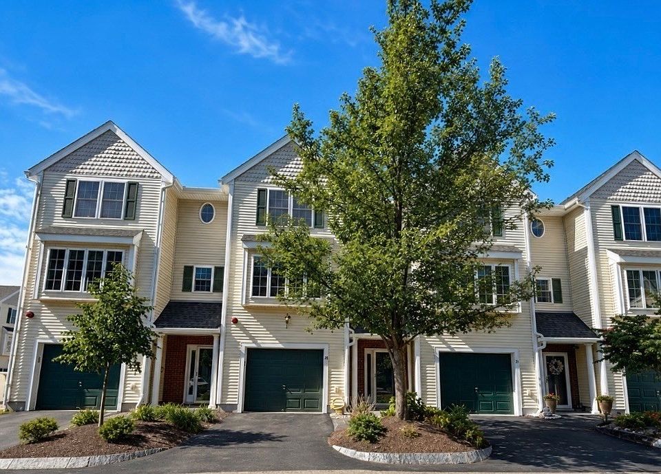 1st image of 24 Groveland Commons Way Unit 24
