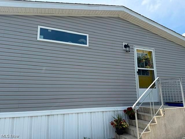 1st image of 1424 Squire Rd