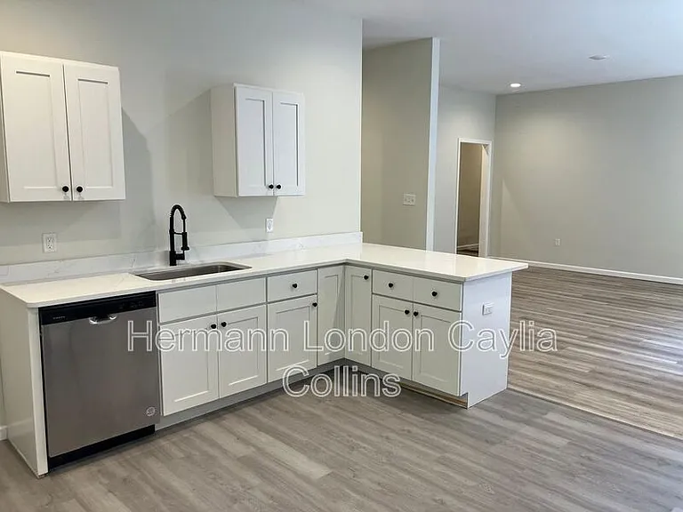 3217 Nebraska Ave #1F — Photo 8