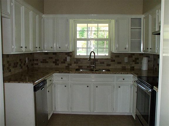 3rd image of 25630 Beaver Run Dr