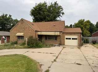 1705 Grand Ave #1, West Des Moines, IA 50265