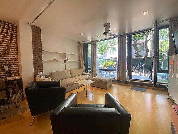4th image of 309 W 112th St #1