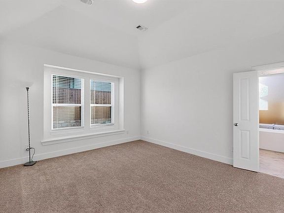 5th image of 1232 Newport St #1232