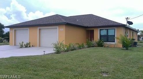 1st image of 902/906 SW 39th Ter