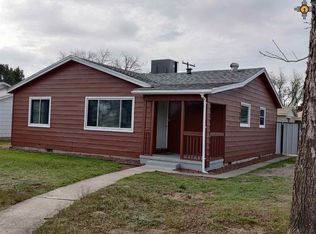 301 Glendale St, Carlsbad, NM 88220