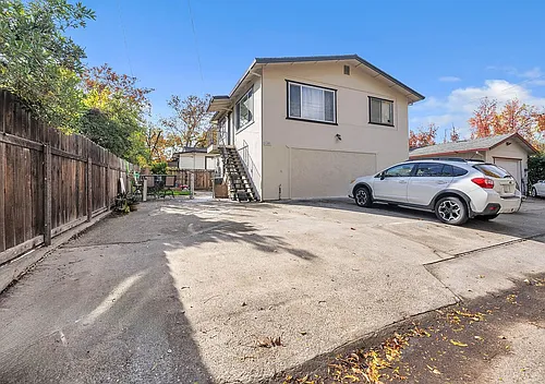 135.5 Carmel Ave #A Photo 1 135.5 Carmel Ave #A Photo 1