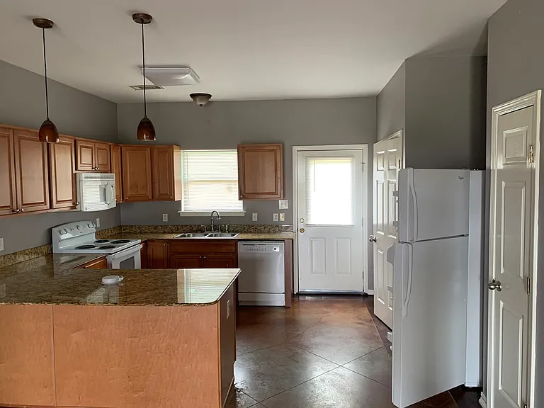49508 Fallon Dr #11 — Photo 2