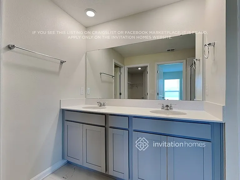 4410 Holstein St — Photo 16