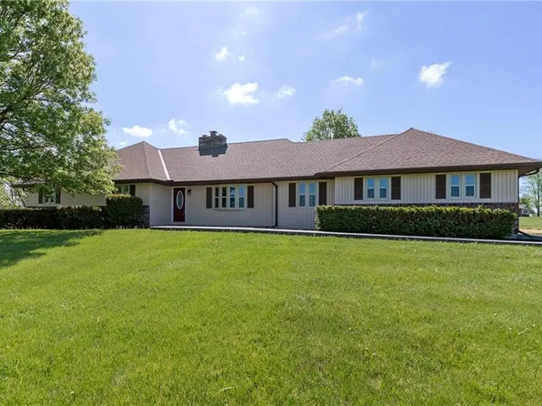 6874 NW Uphill Ln, Hamilton, MO 64644
