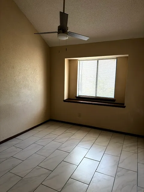 3 bed, 1500 sqft, $1,785 — Photo 4