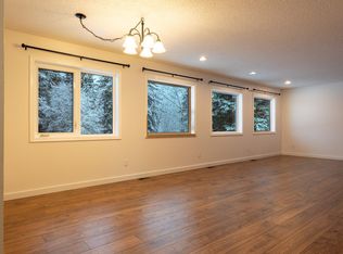 1183 Oneal Rd APT 3, North Pole, AK 99705