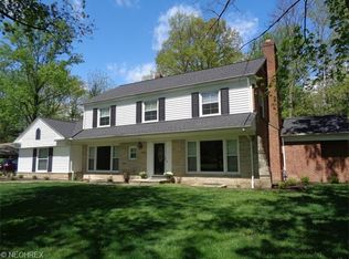 6425 Gates Mills Blvd, Mayfield Heights, OH 44124