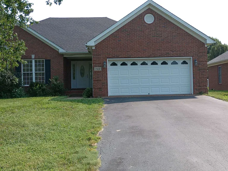 722 Muirfield Cir — Photo 17