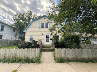 1117 E 2nd Ave, Mitchell, SD 57301