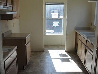 2nd image of 4915 Farmsfield