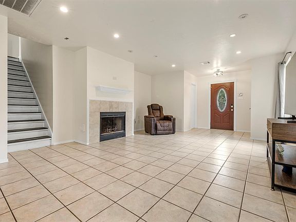 5th image of 3722 Oak Lace Dr