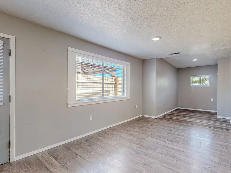2830 Floral Rd NW — Photo 2