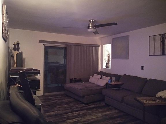 3rd image of 7439 Coldwater Canyon Ave #304