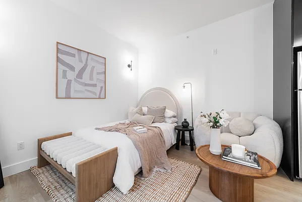 Rented by Leasing Management LLC | media 2