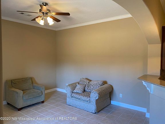 2nd image of 3877 Chandler Dr