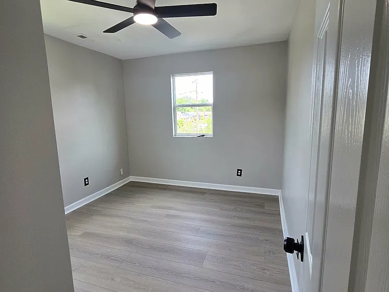 227 Blair Ave — Photo 10