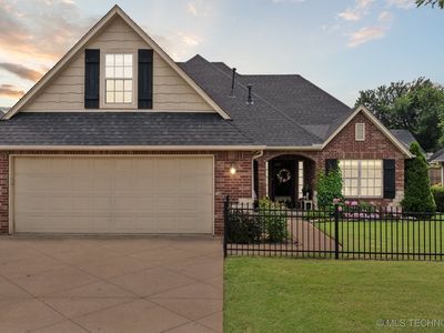 714 W 38th St, Sand Springs, OK, 74063