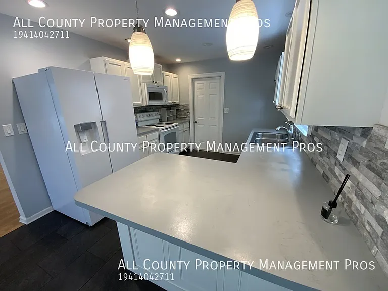 5518 Shady Brook Trl — Photo 12