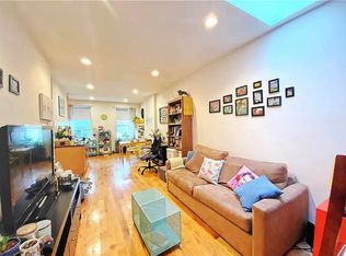 231 8th St APT 3R, Brooklyn, NY 11215