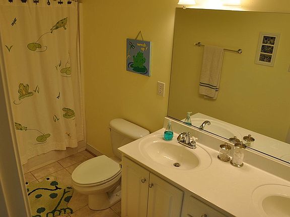Upstairs Bath