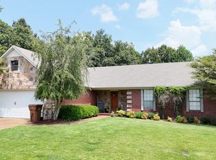374 Leota Dr, Lexington, TN 38351