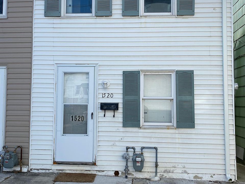 1st image of 1520 Poplar St