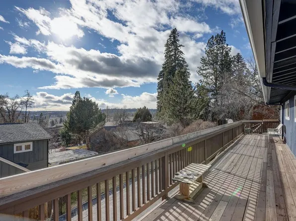 1825 NW 7th St APT 2, Bend, OR 97703