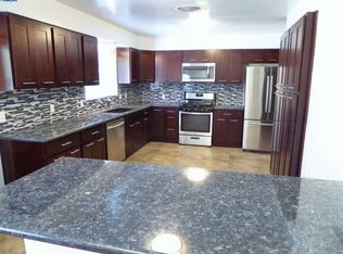 1540 W Laurel Ave, Visalia, CA