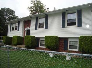 11 Albro St, Newport, RI 02840