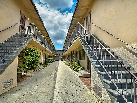 2nd image of 251 S Loma Dr #18