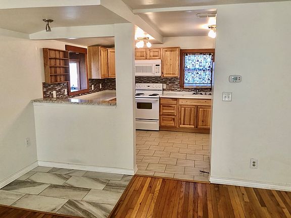 4th image of 119 Goehmann Ln