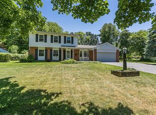 13 Heather Dr, Rochester, NY 14625