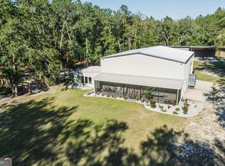 1910 Old Groveland Rd, Pembroke, GA 31321