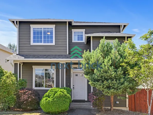 323 Graham Ave NE, Renton, WA 98059