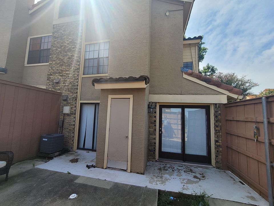 1st image of 2631 Piedras Dr