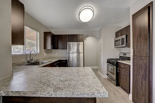 Diamondhead Apartments Photo 1