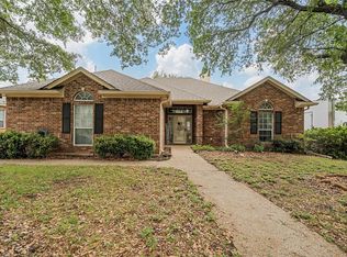 209 Keswick Dr, Hewitt, TX 76643
