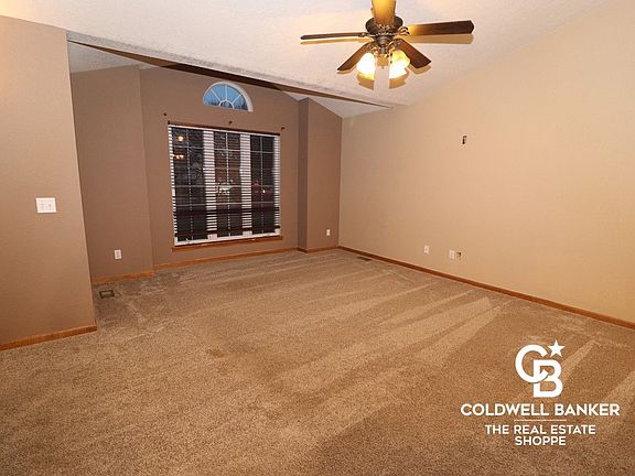 2nd image of 1201 Smith Ave