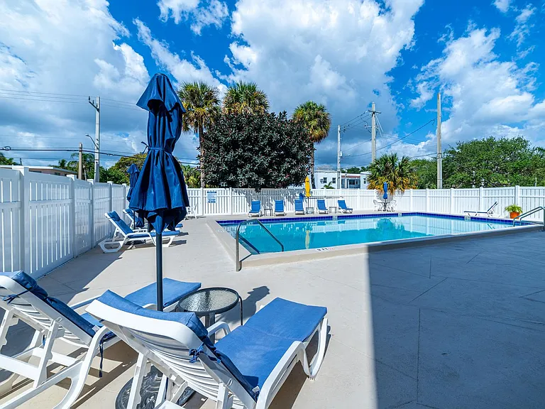 1601 S Flagler Dr #2120 — Photo 47