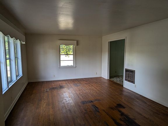 2nd image of 2501 N Wilder St