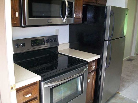 4th image of 602 Arkwood Dr